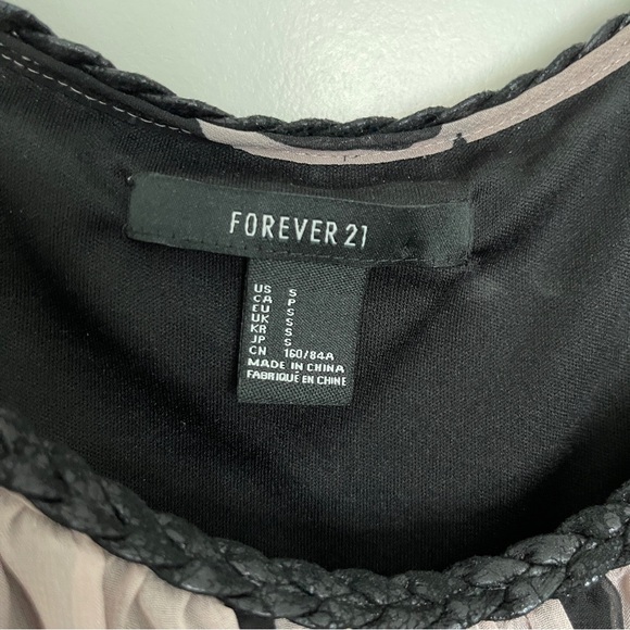 Forever 21 high low dress - Picture 5 of 5